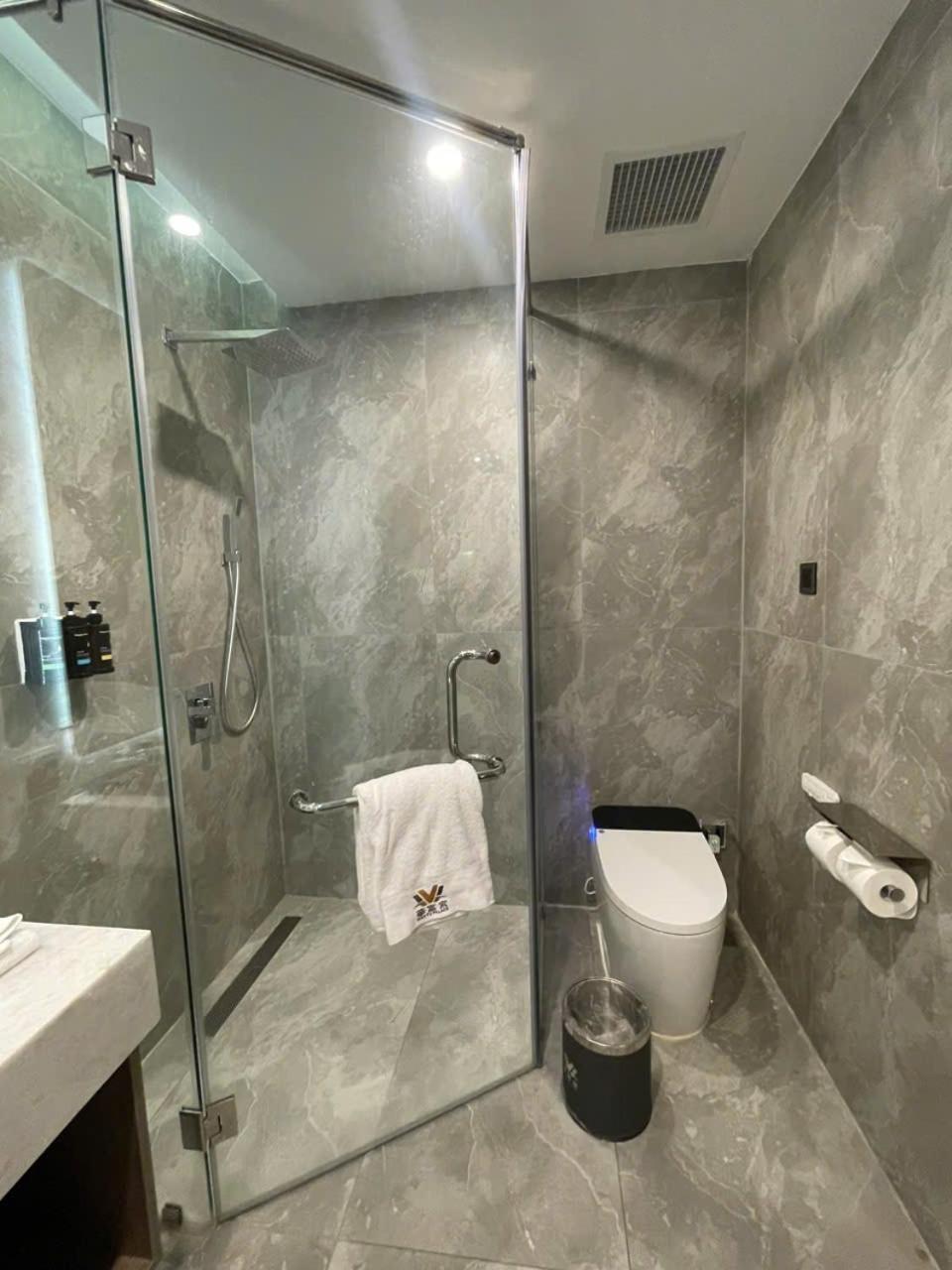 Wah Fu Hotel Ho Chi Minh-staden Exteriör bild