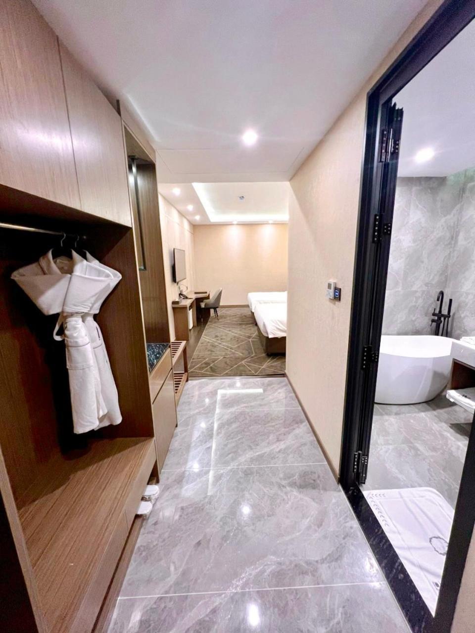 Wah Fu Hotel Ho Chi Minh-staden Exteriör bild
